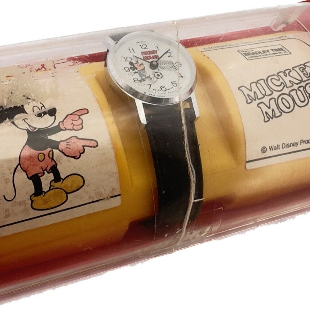 Vintage Bradley Mickey Mouse Soccer Children's Mechanical Wristwatch Swiss w Box